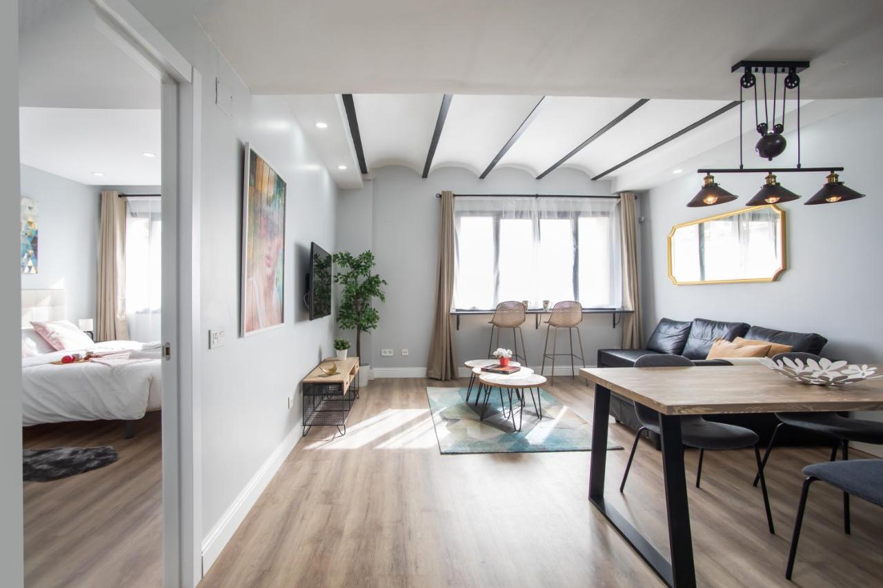 Tendency Apartments 5 Барселона Екстериор снимка